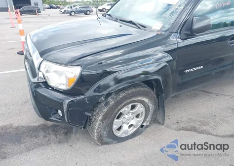 2015 Toyota Tacoma Base V6 из США, поврежденный, VIN 3TMLU4EN7FM177129